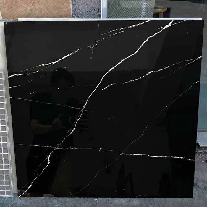 Carreaux grès cérame 60×60 cm – Effet marbre noir
